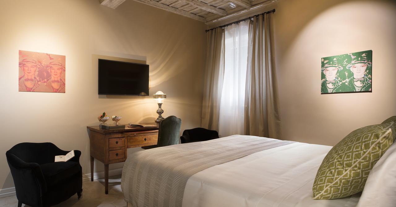 Palazzo Caruso 4* Rome