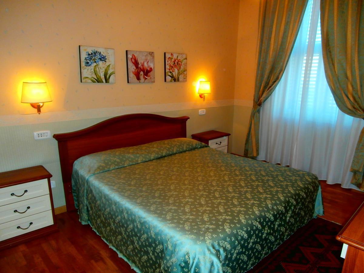 Salario Porta Pia Bed & Breakfast Rome