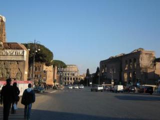 Il Grillo Ai Fori Romani 5* Rome