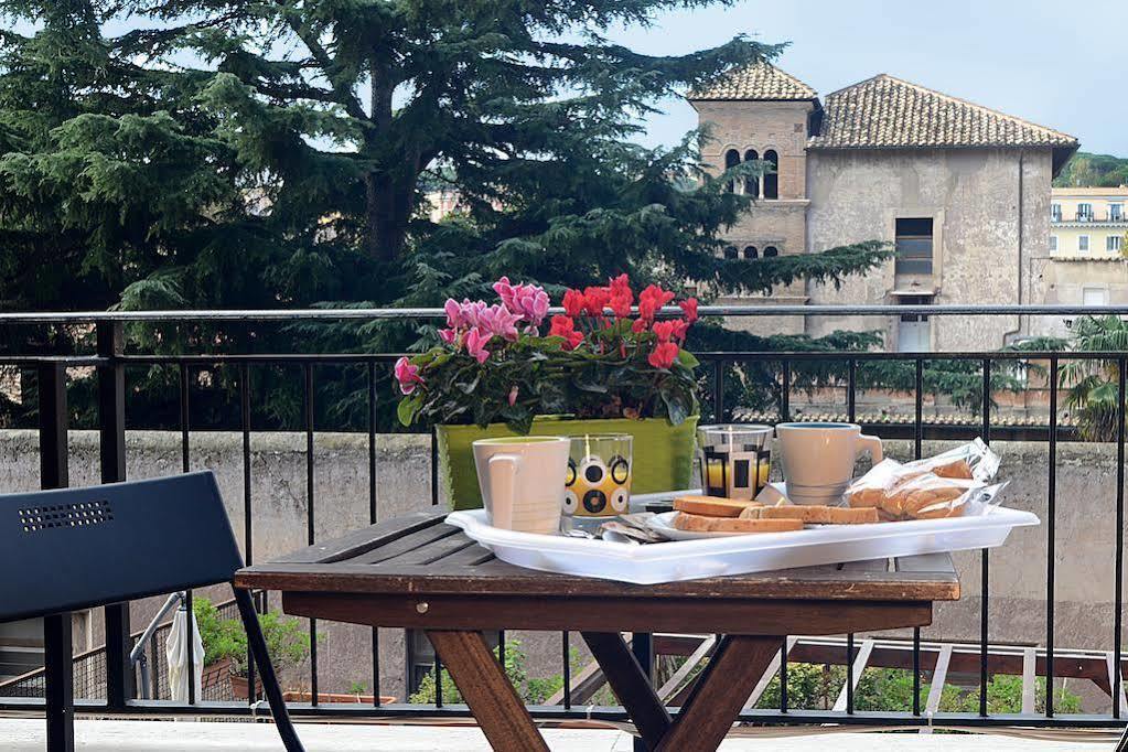 Zoe 2* Rome