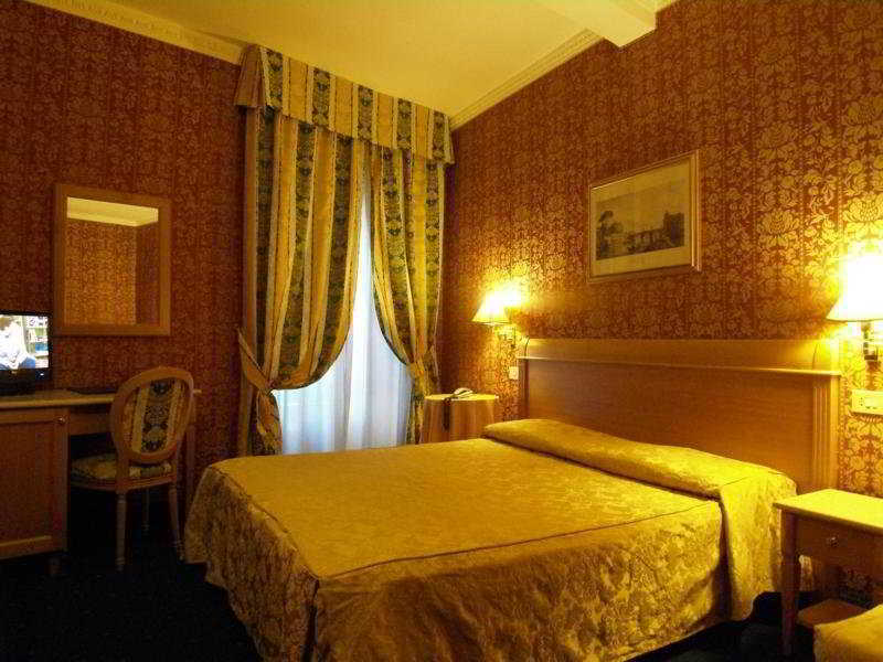 Dei Quiriti Rome