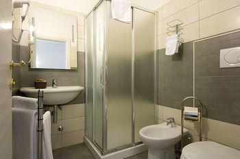 Atlantis Guest house 3*