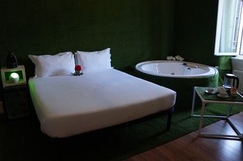 Jacuzzi 2* Rome