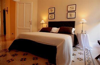 Mazzini Bed & Breakfast 2*