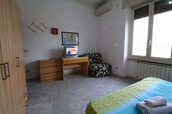 Maria Grazia Bed & Breakfast Rome
