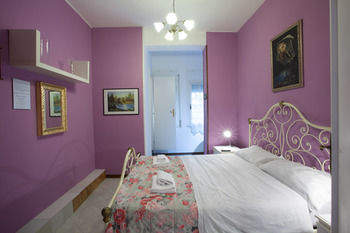 Eva Guest house