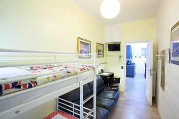 Eva Guest house