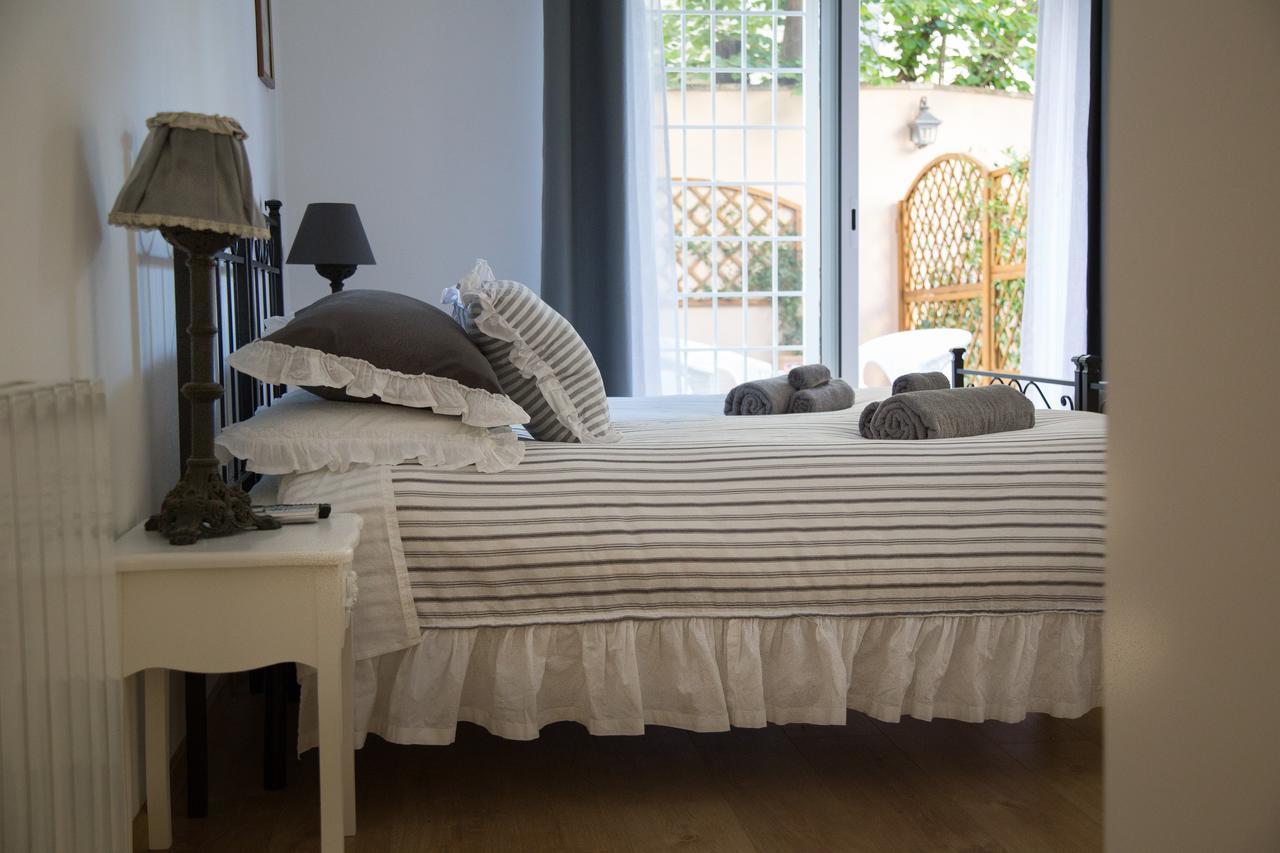 La Piazzetta Delle Regine Bed & Breakfast Rome