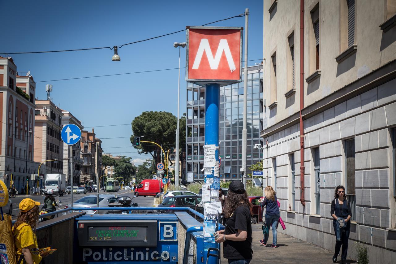 Bed & Breakfast La Piazzetta Delle Regine Rome