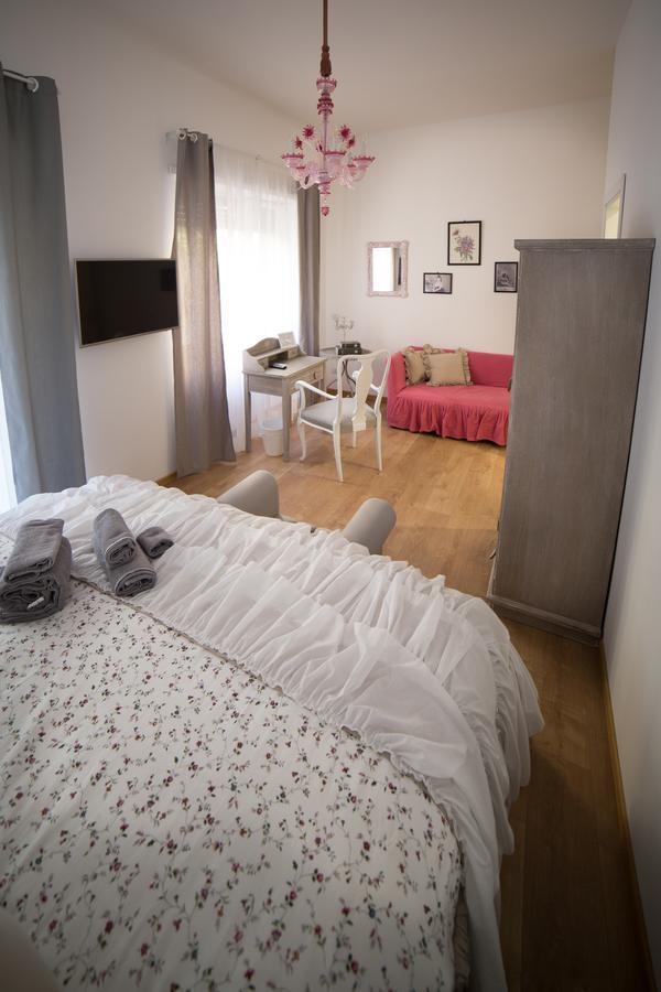 Bed & Breakfast La Piazzetta Delle Regine Rome