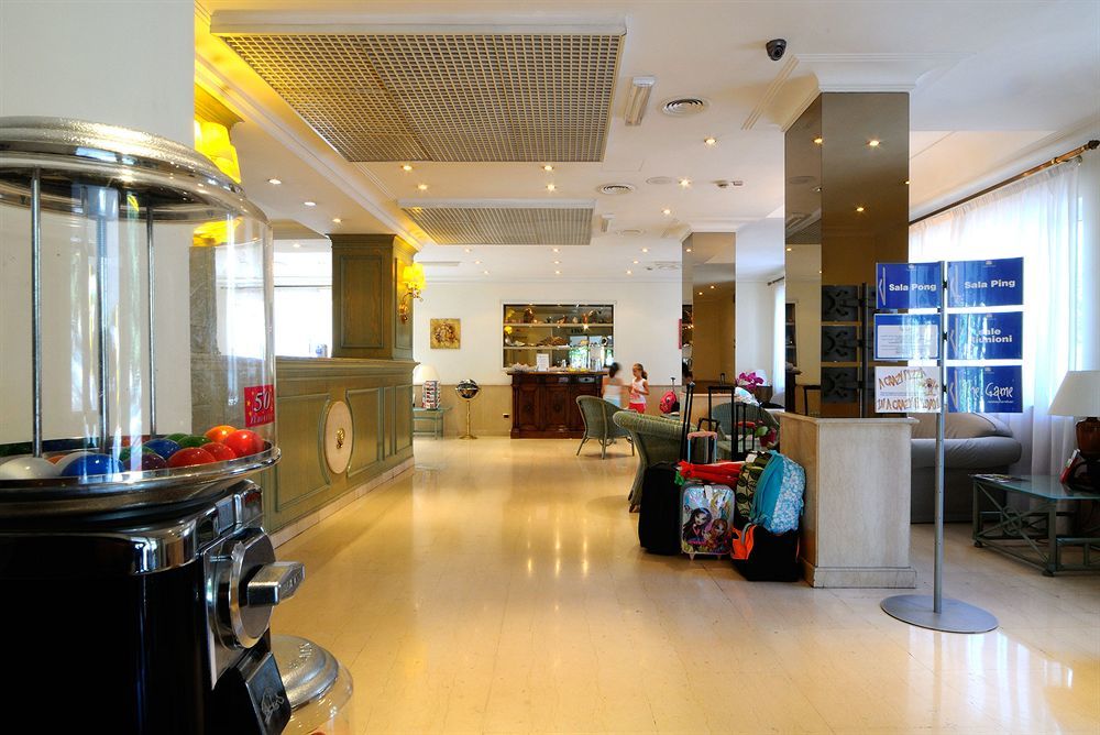 Western Globus 3* Rome