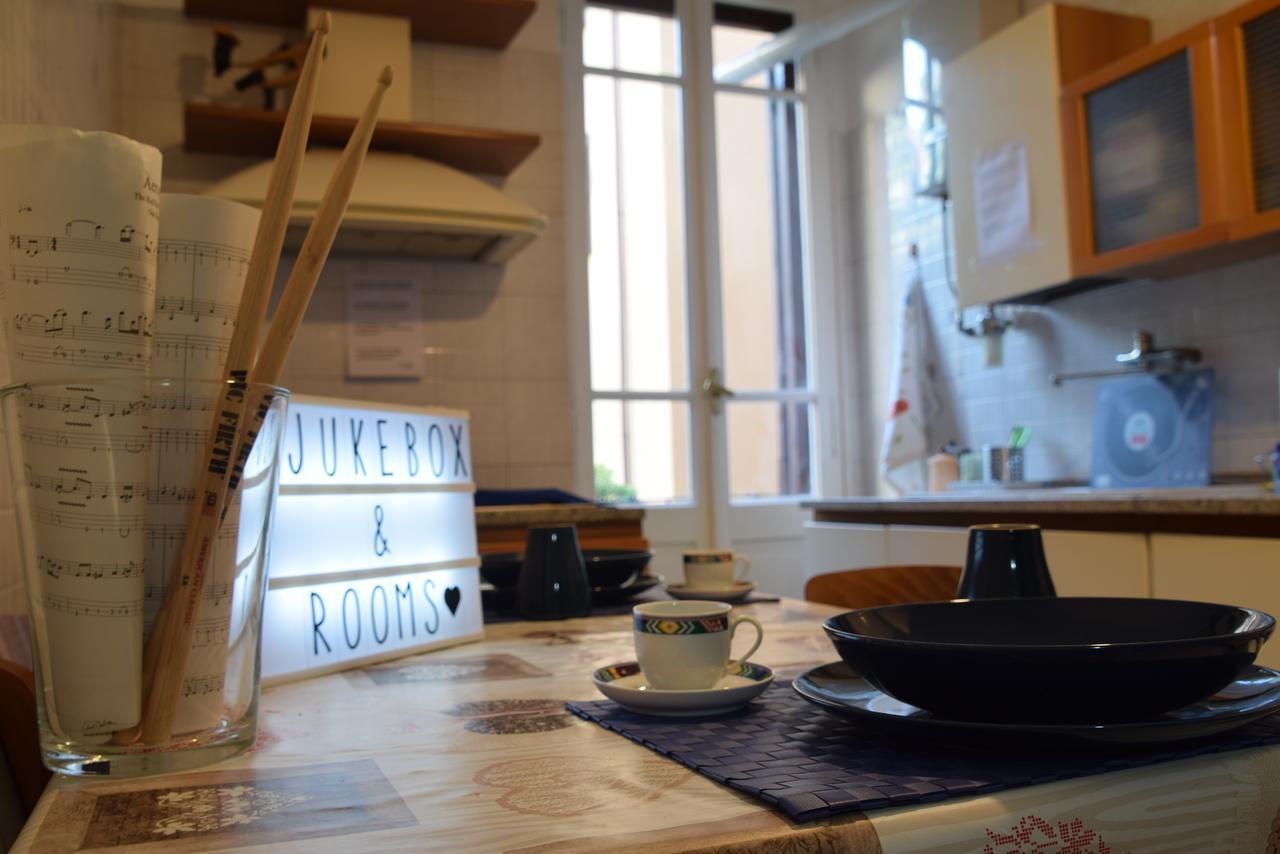 Jukebox & Bed & Breakfast Rome