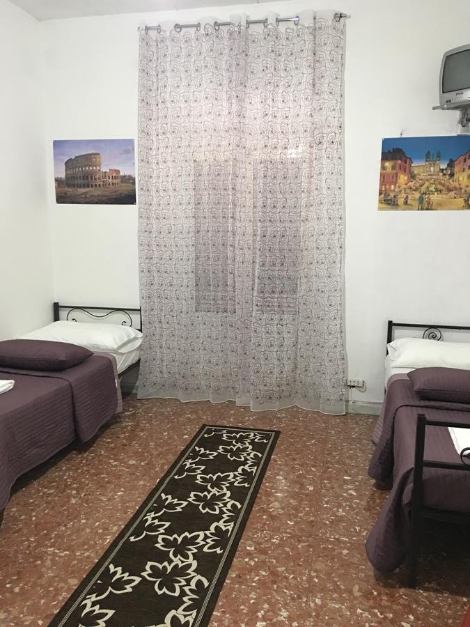 New Golden House Ostello Roma