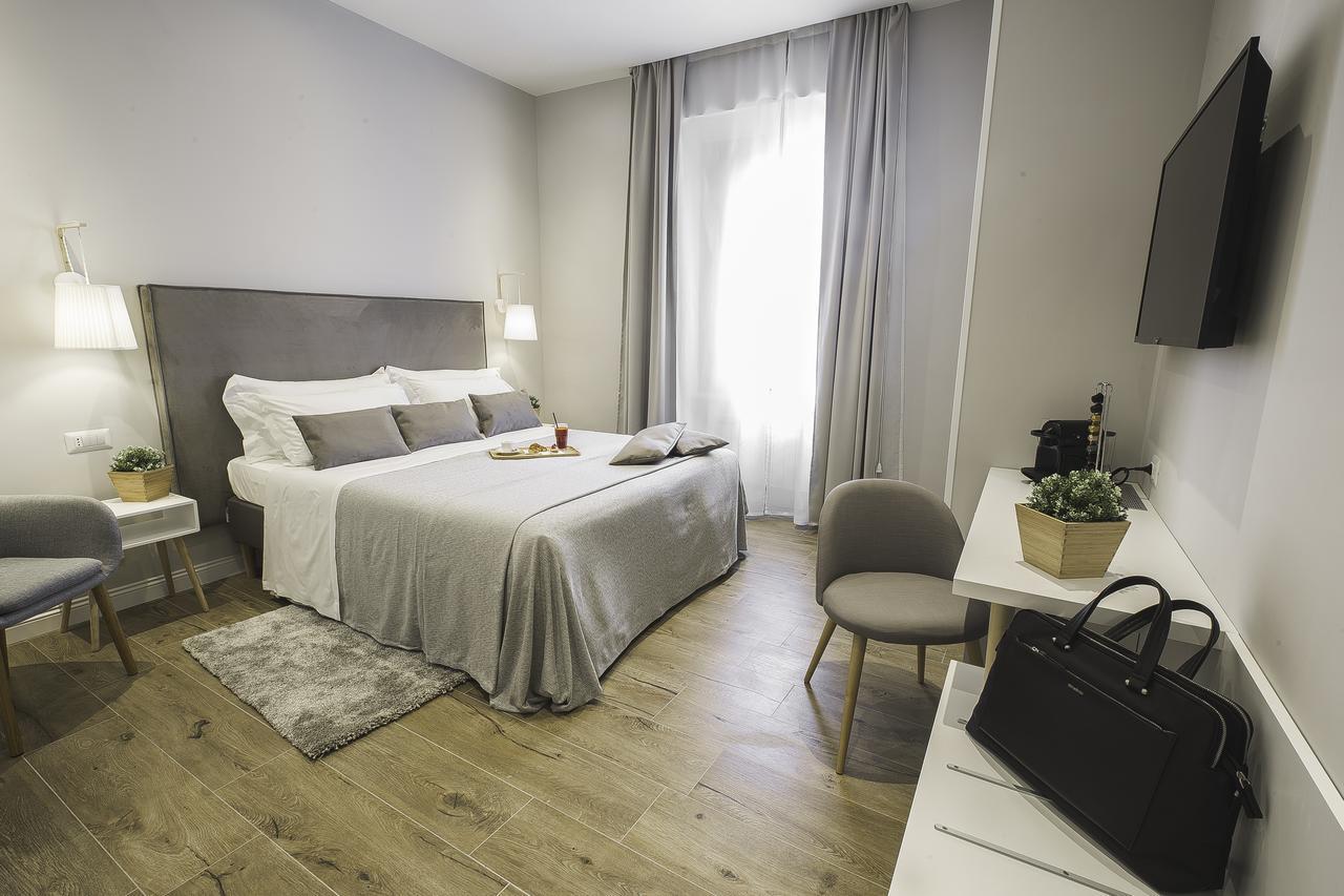 Colonna Luxury 2* Rome