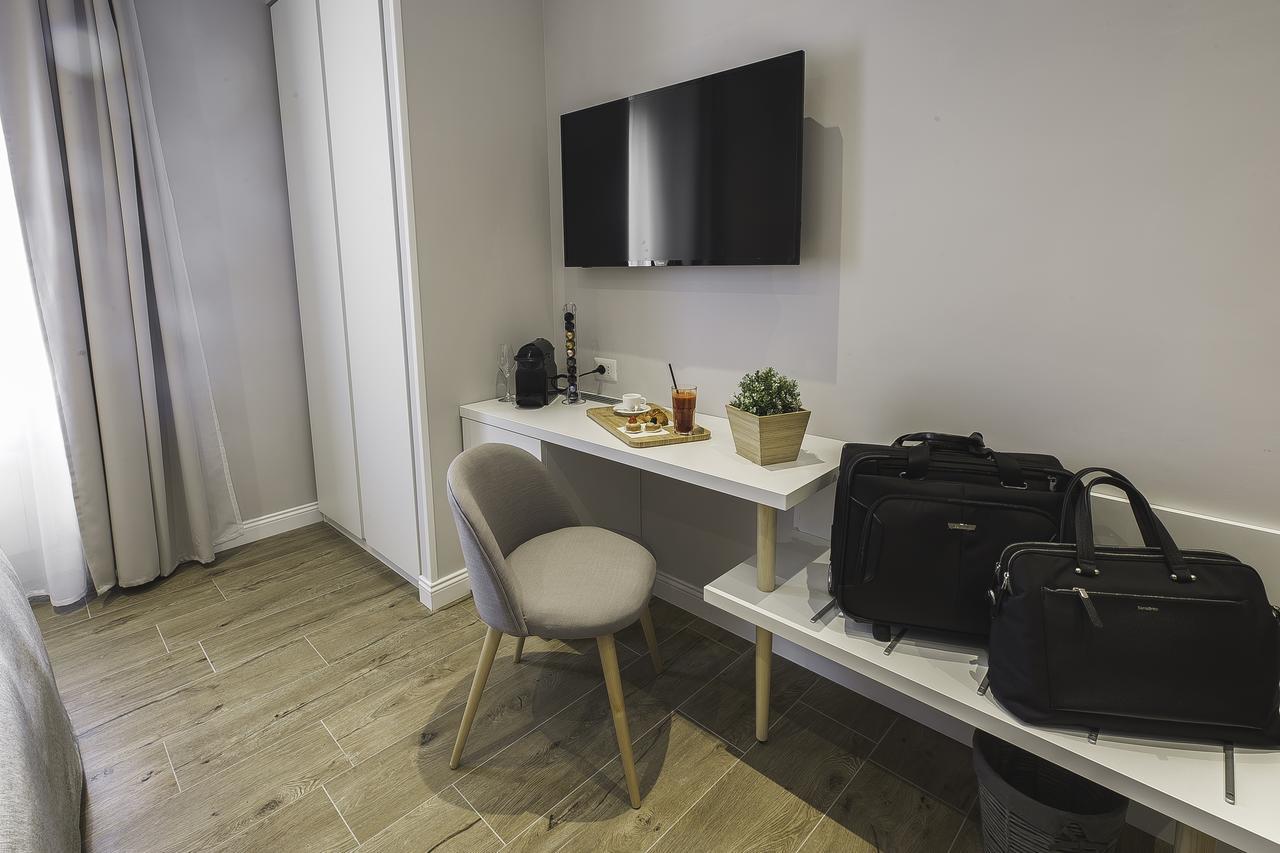Colonna Luxury 2* Rome