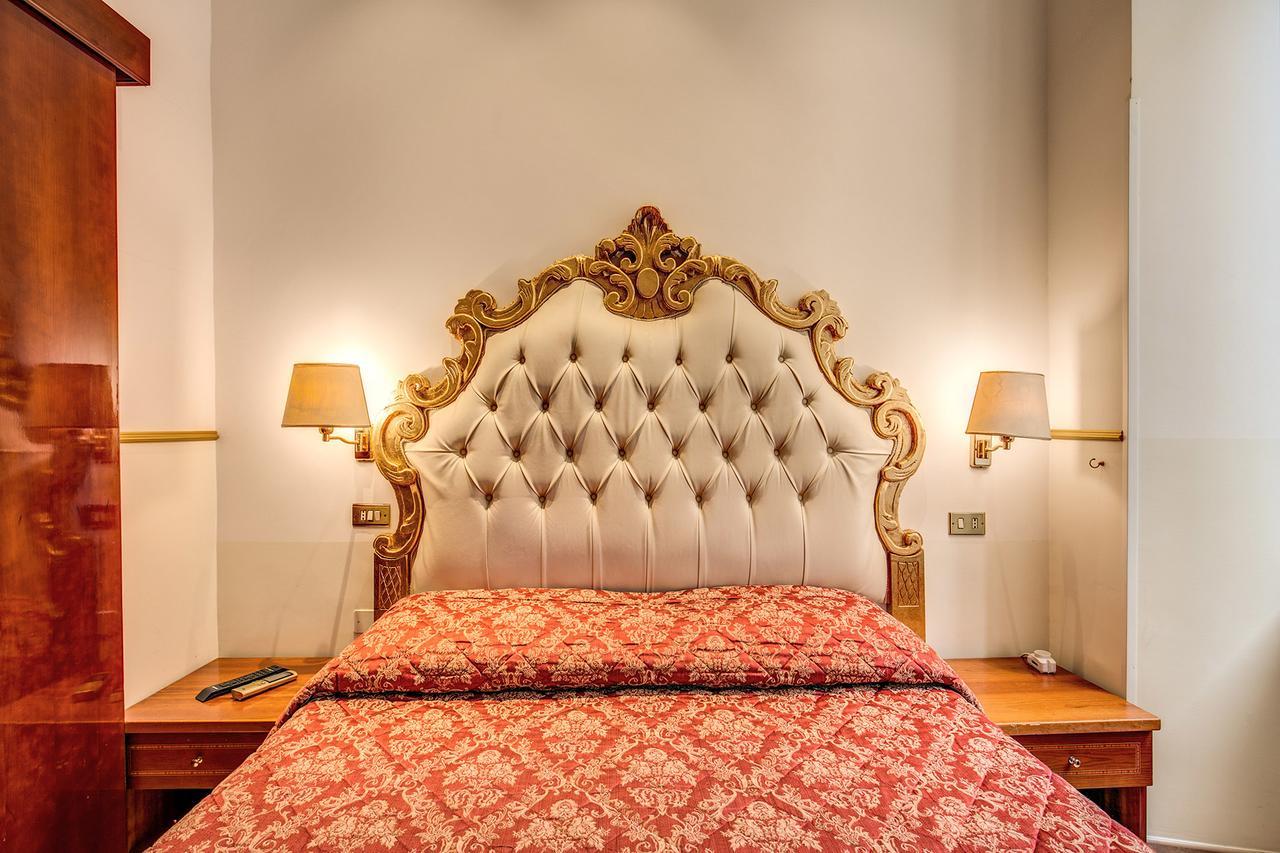 Virginia Hotel 2*