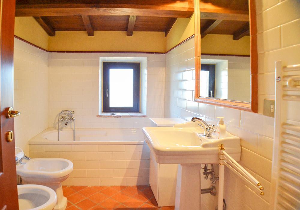 Tenuta Colfiorito Farm stay Rome