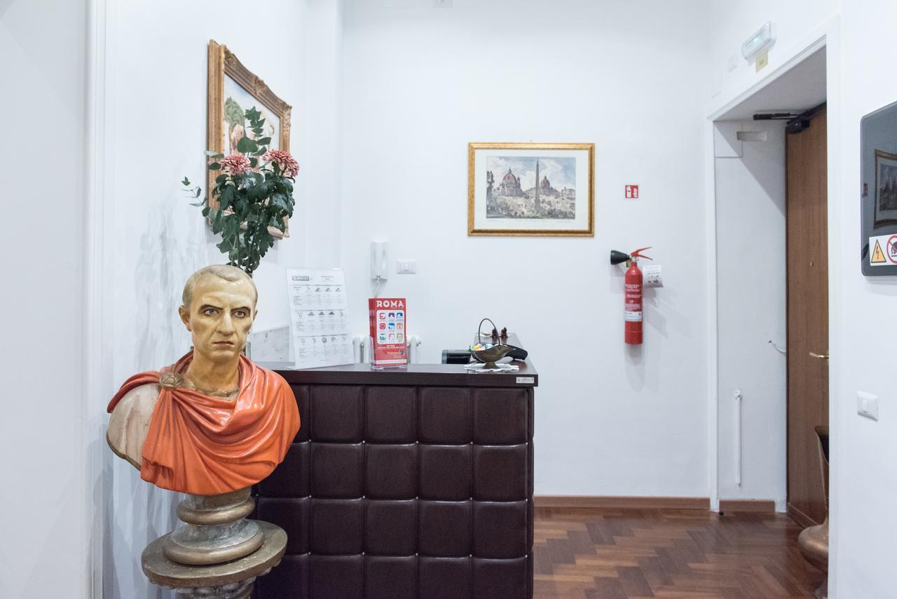 Bed & Breakfast Domus Giulia Rome