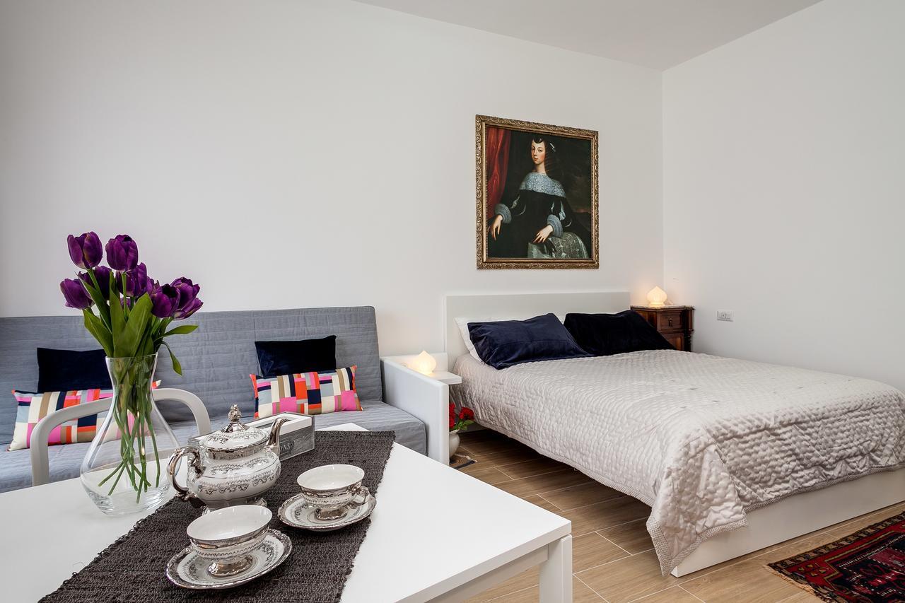 Dreamsrome Lux Apartment