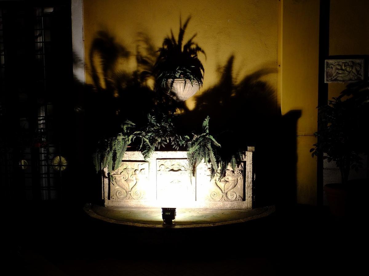 Zefiro Home Bed & Breakfast Rome
