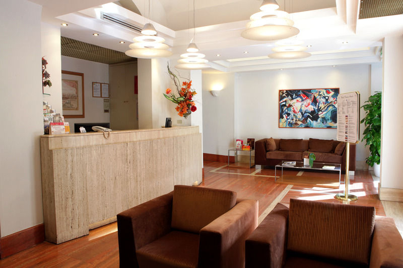 Exe Domus Aurea Hotel 3*