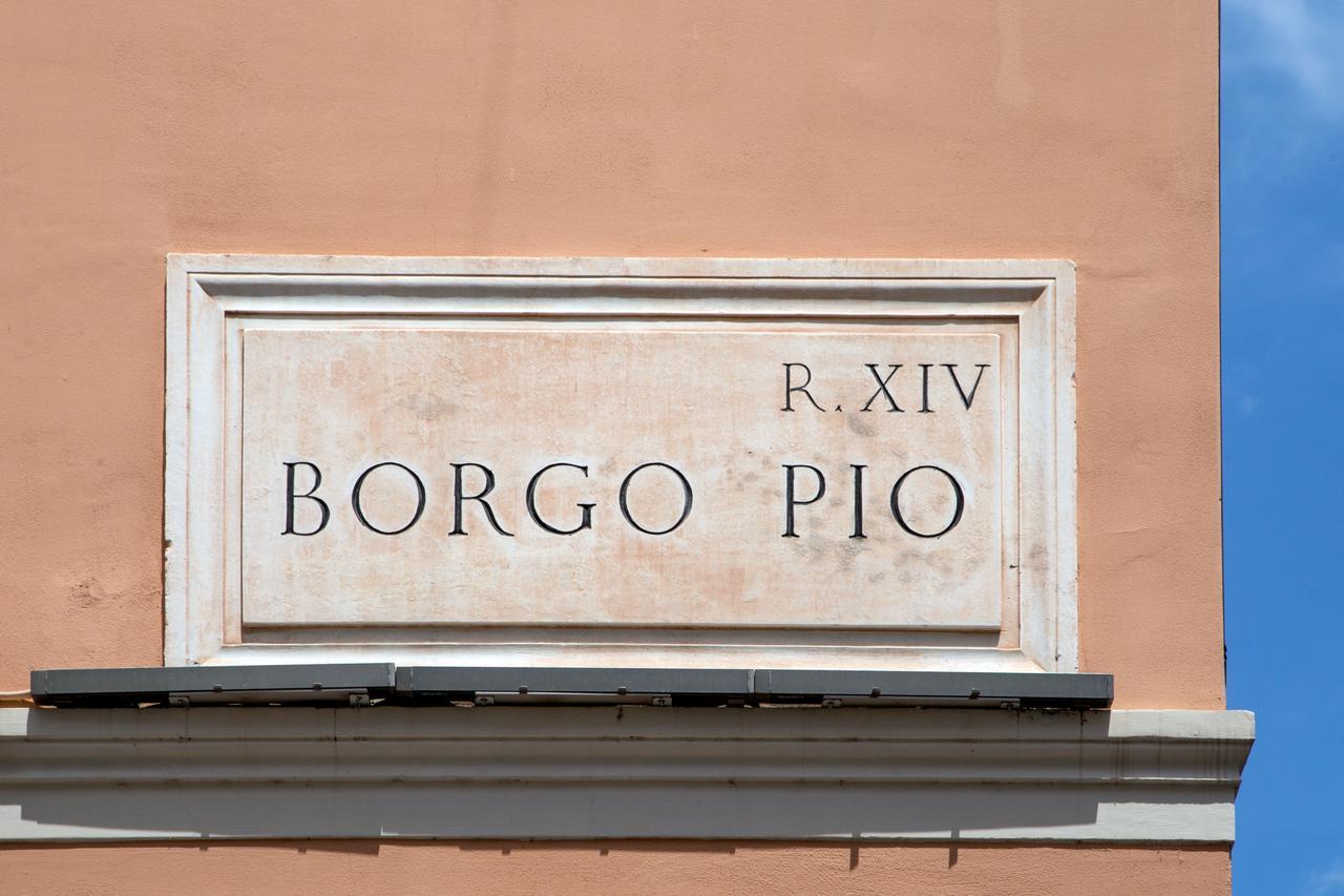 Apartment Borgo Pio Charme *