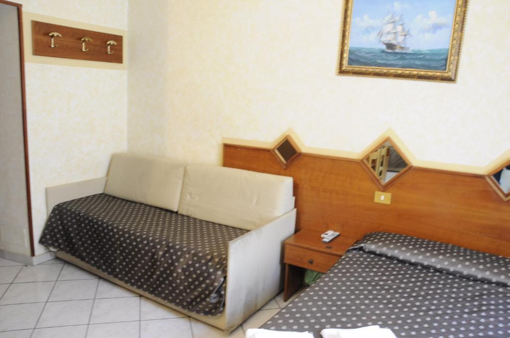 Hotel Farini Rome