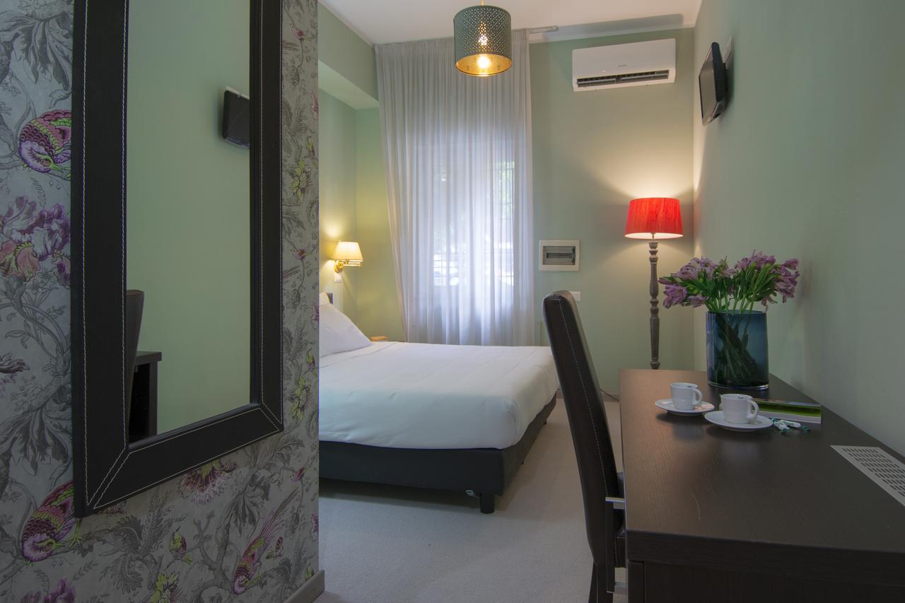 Delle Camerie 2* Rome