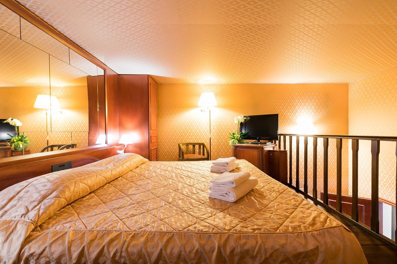 Hotel Galles 3*