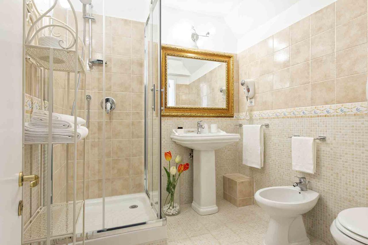 Canova In Spanish Steps Guest house