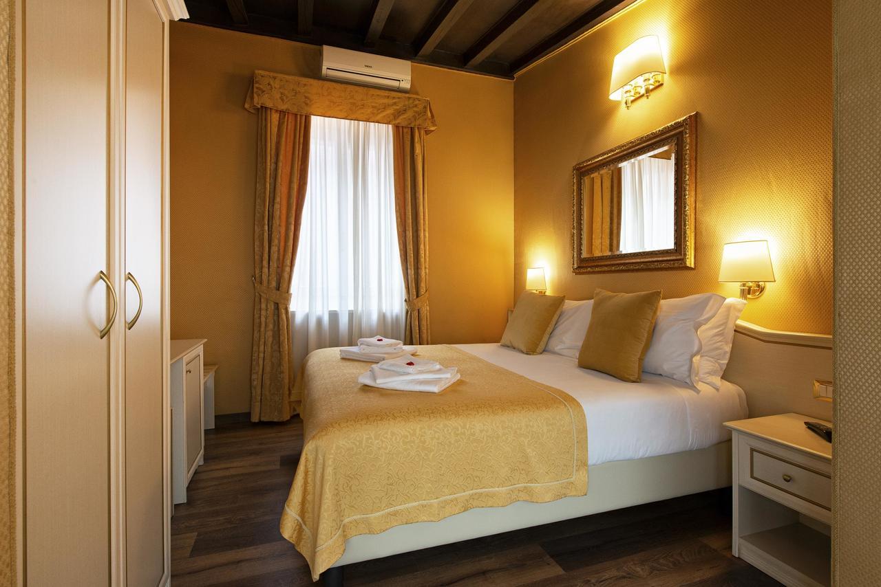 Guest house Canova In Spanish Steps Rome