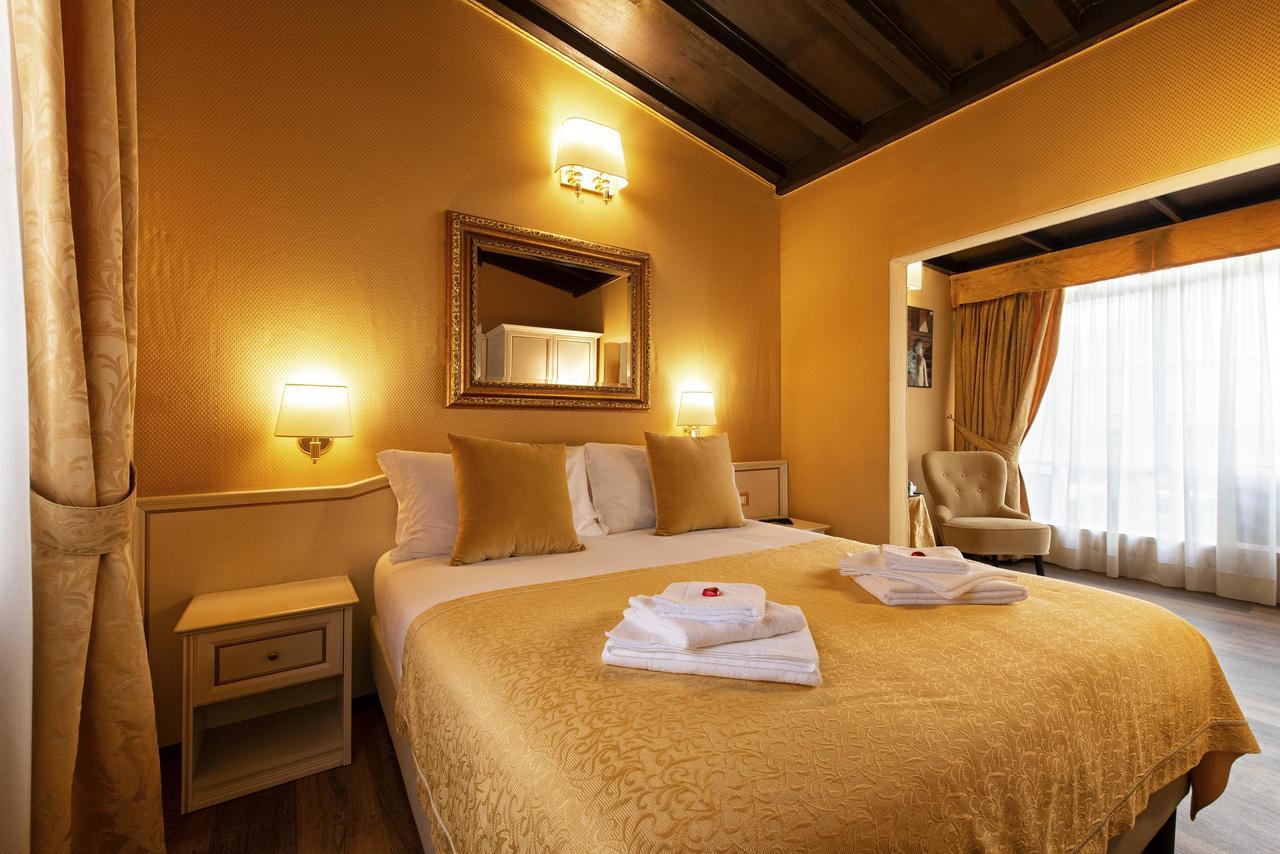 Canova In Spanish Steps Guest house Rome