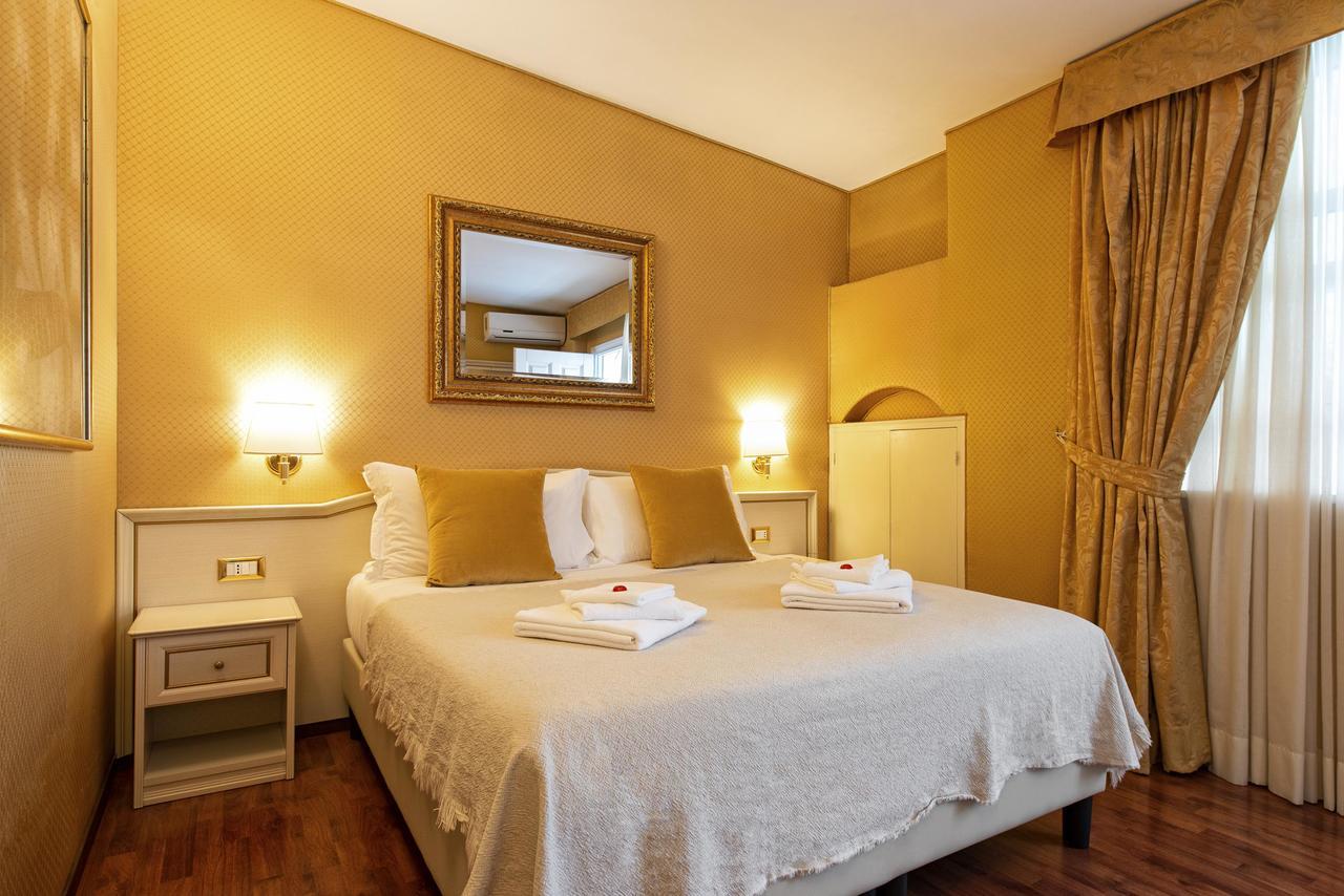 Guest house Canova In Spanish Steps 2*
