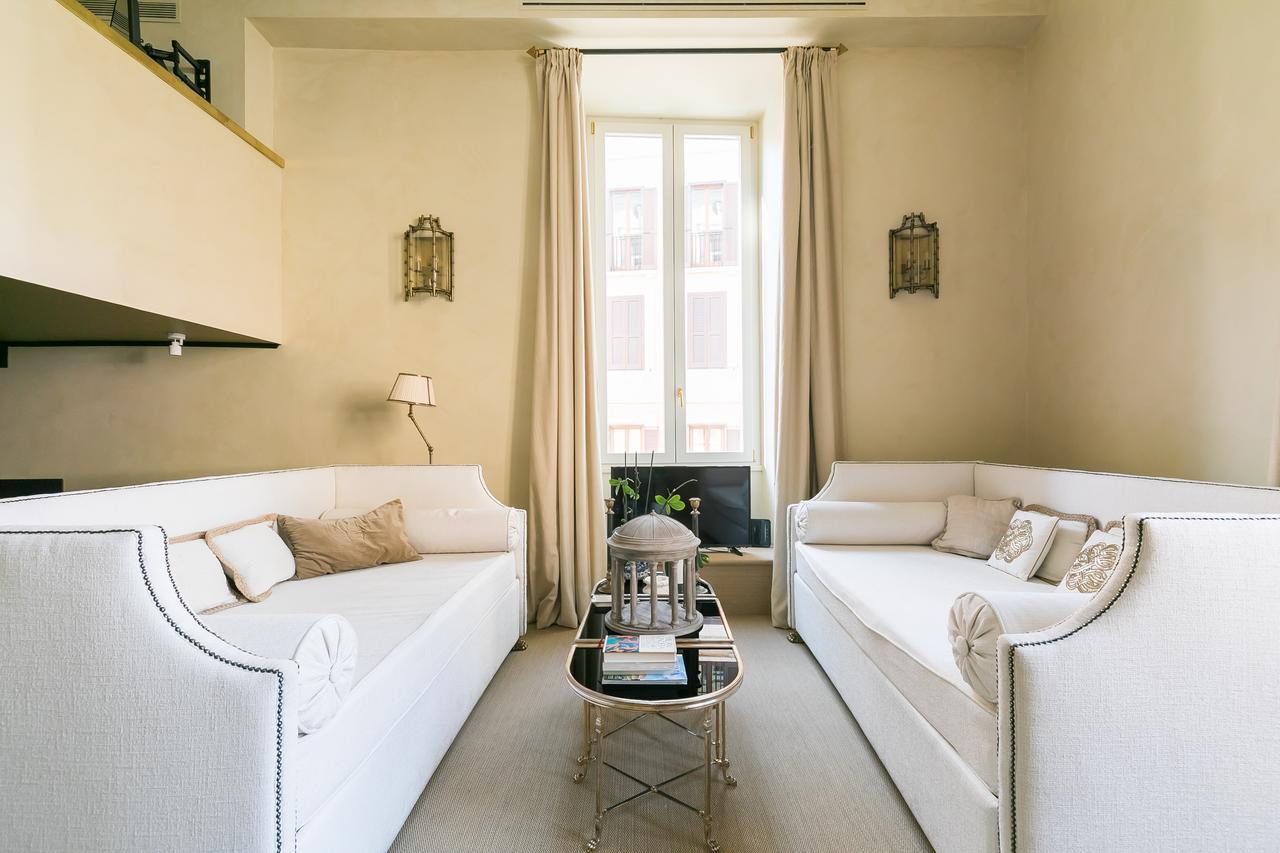 Luxurious Loft Facing The Pantheon Holiday home *