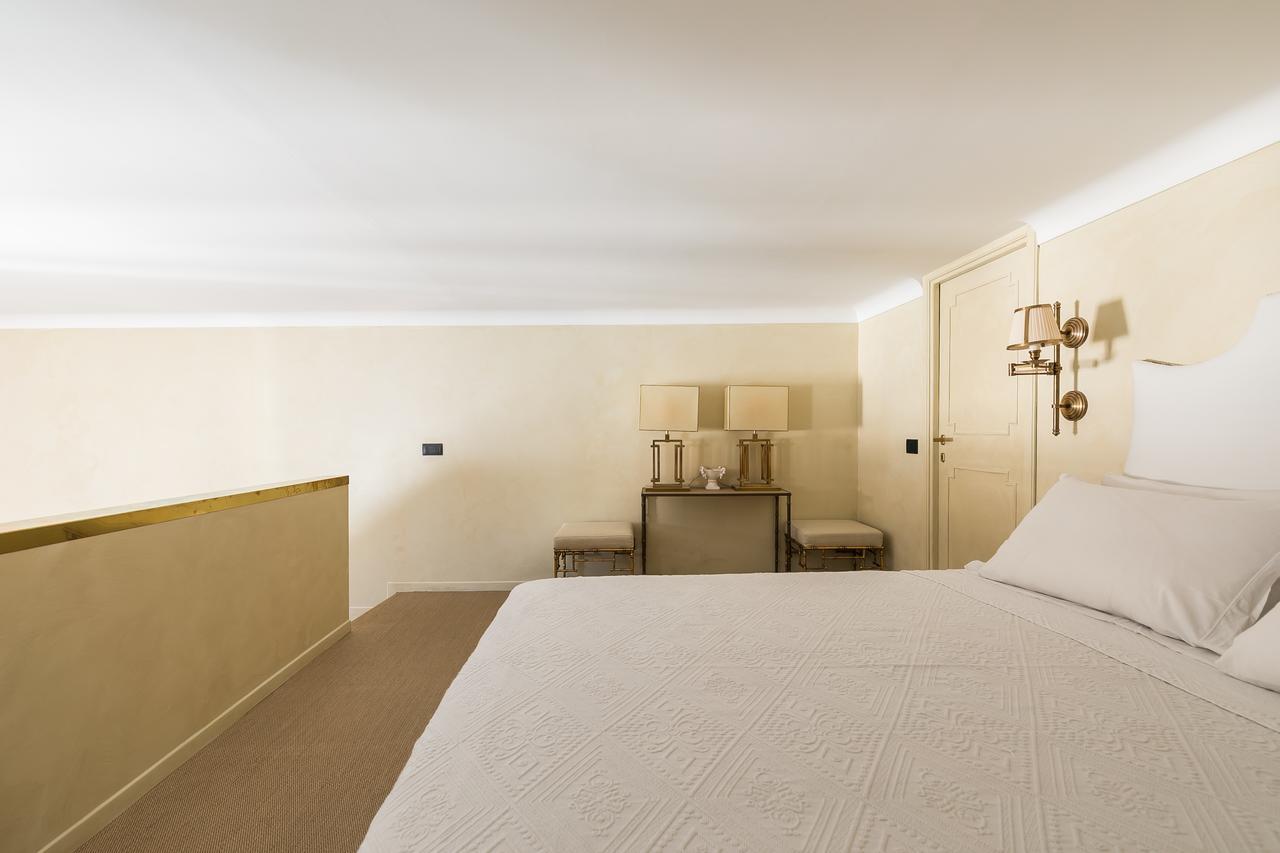 Luxurious Loft Facing The Pantheon Holiday home *