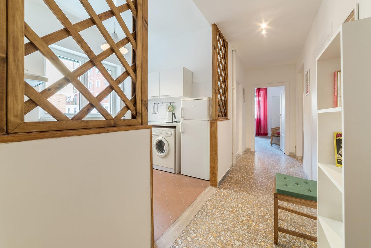 Red & White Vatican Apartment *