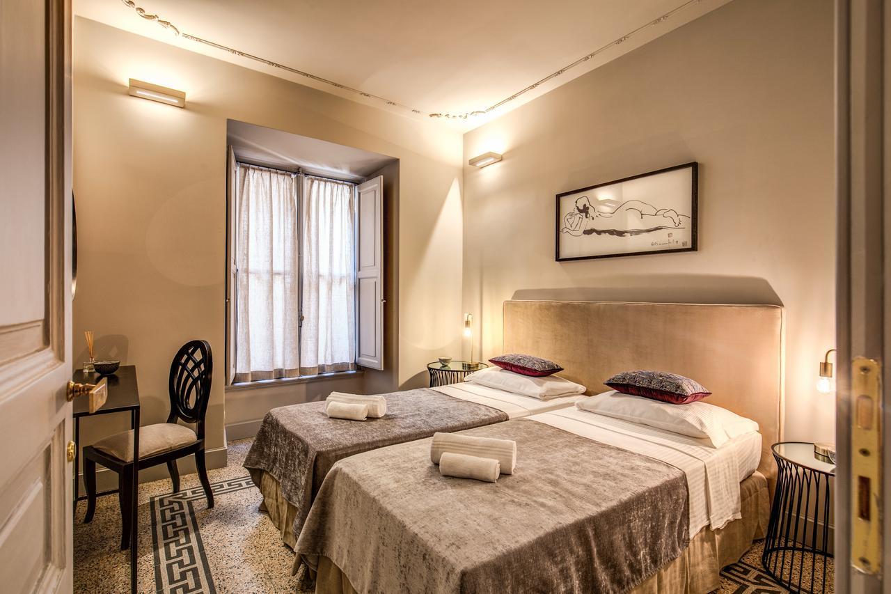 Apartment Decharme With Terrace In Monti *
