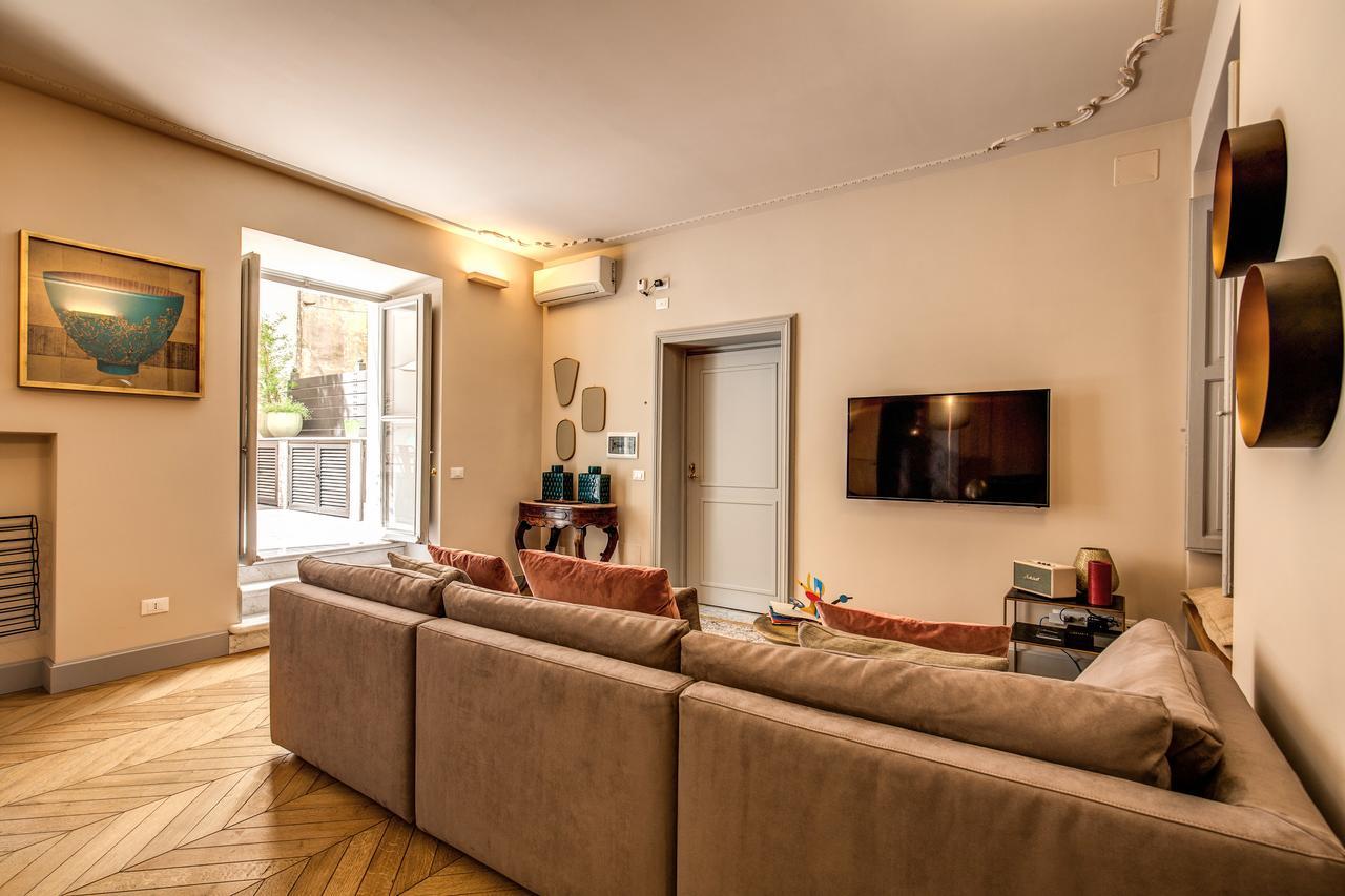 Apartment Decharme With Terrace In Monti