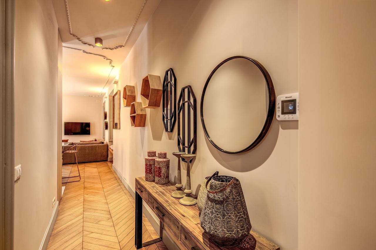 Decharme With Terrace In Monti Apartment Rome