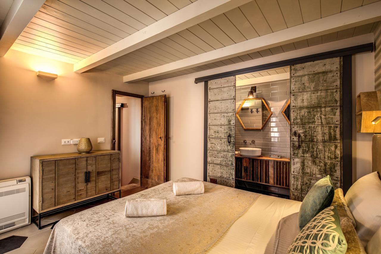 Apartment Decharme With Terrace In Monti Rome