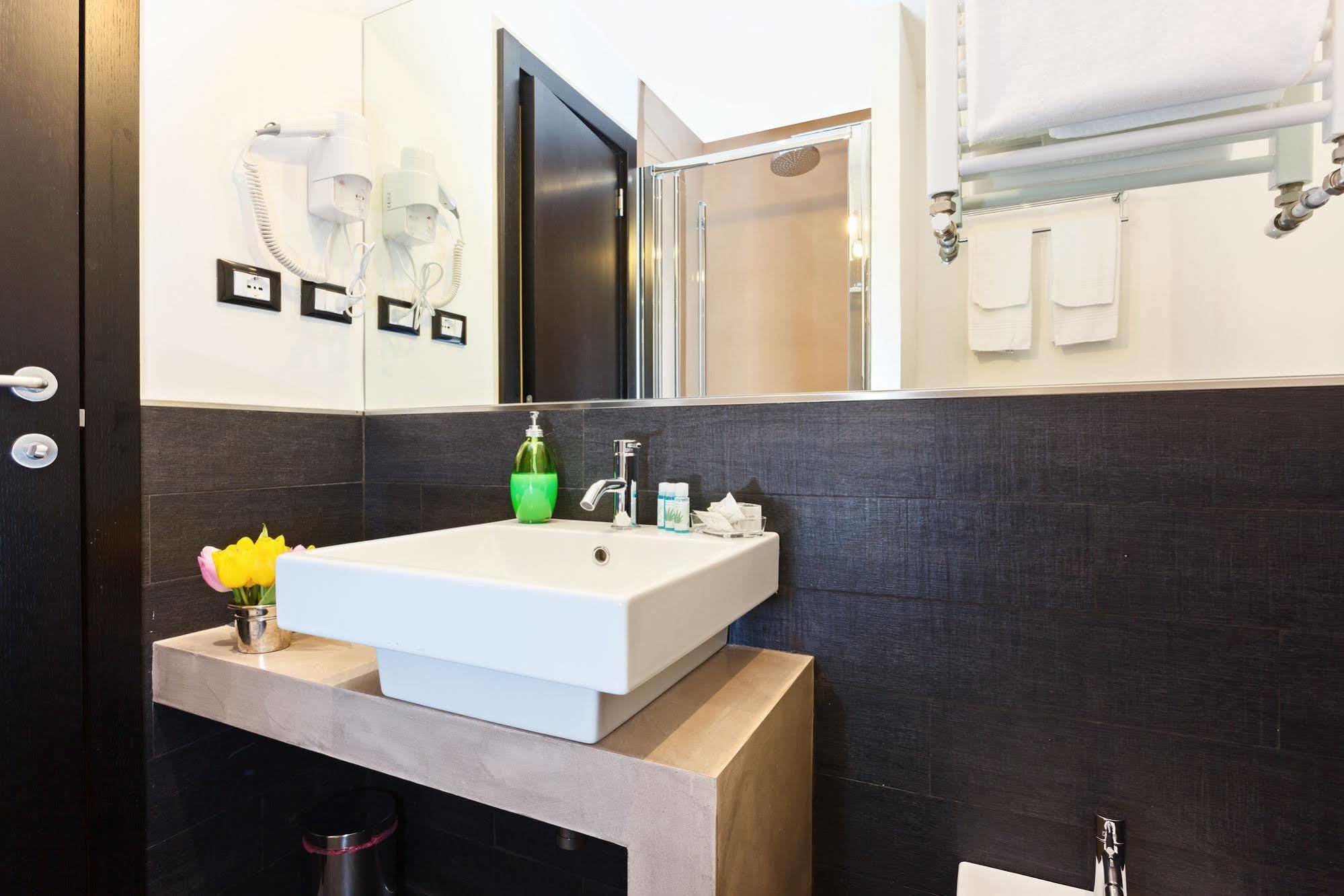 Domus Best Guest House Guest house