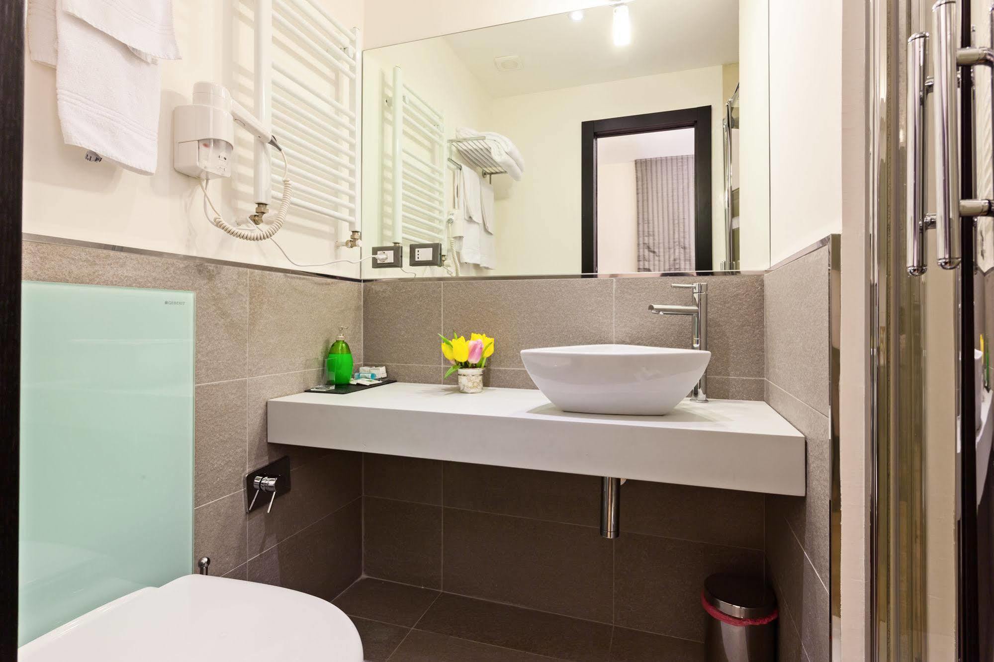 Domus Best Guest House Guest house