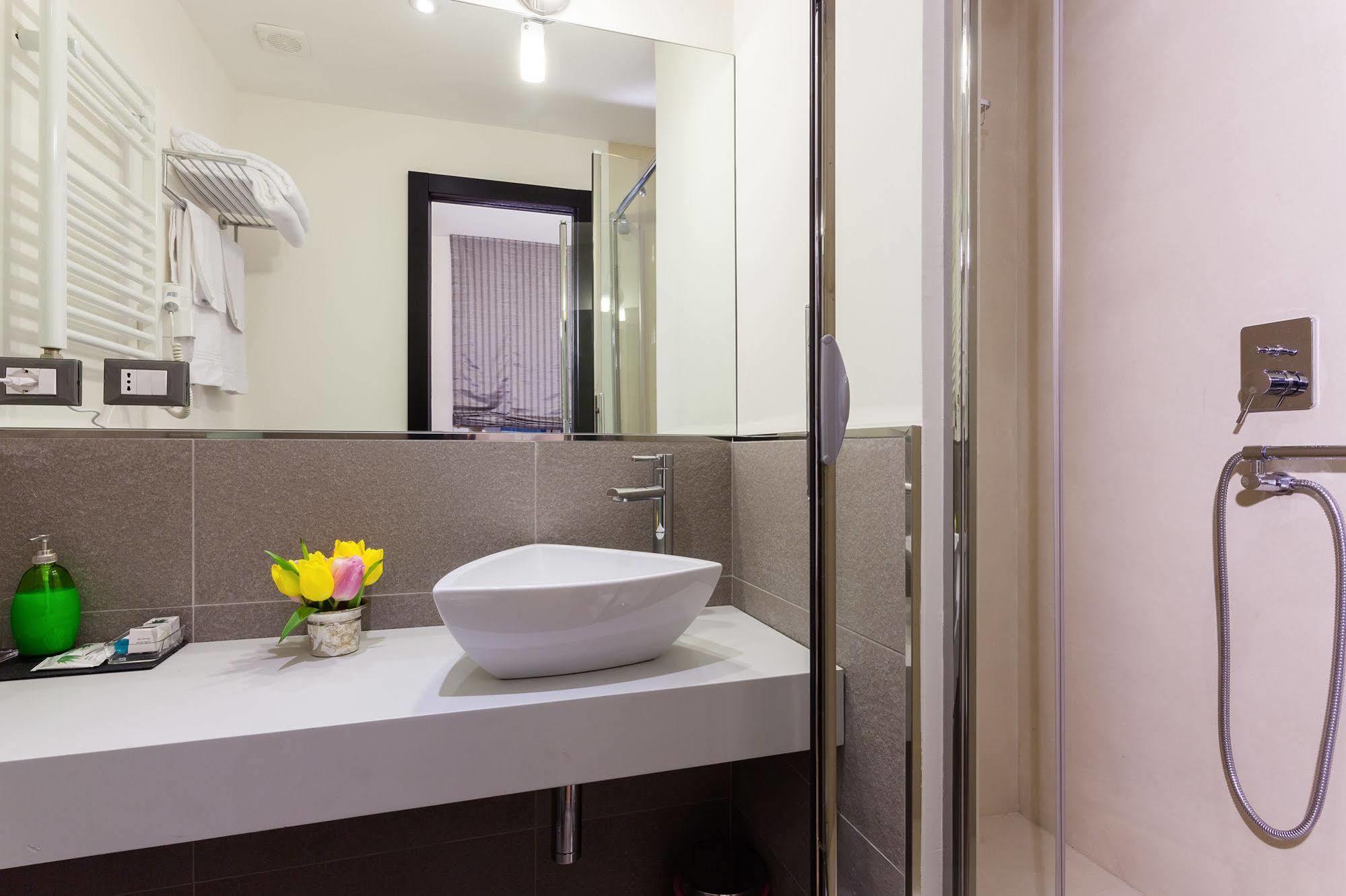 Domus Best Guest House Guest house