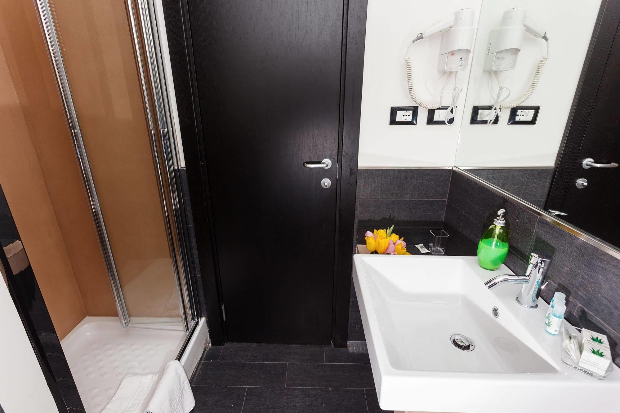 Domus Best Guest House Guest house 2*