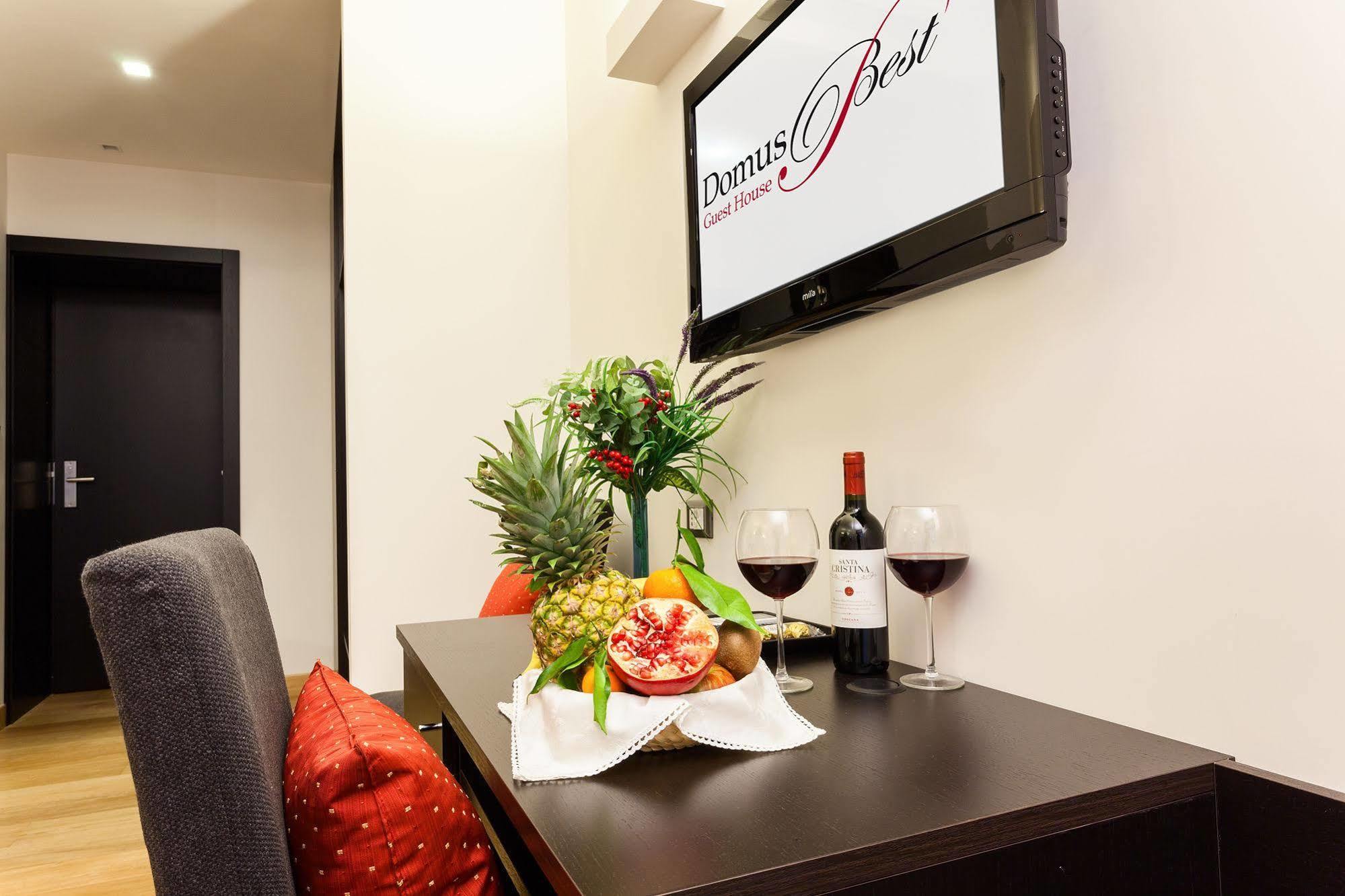 Domus Best Guest House