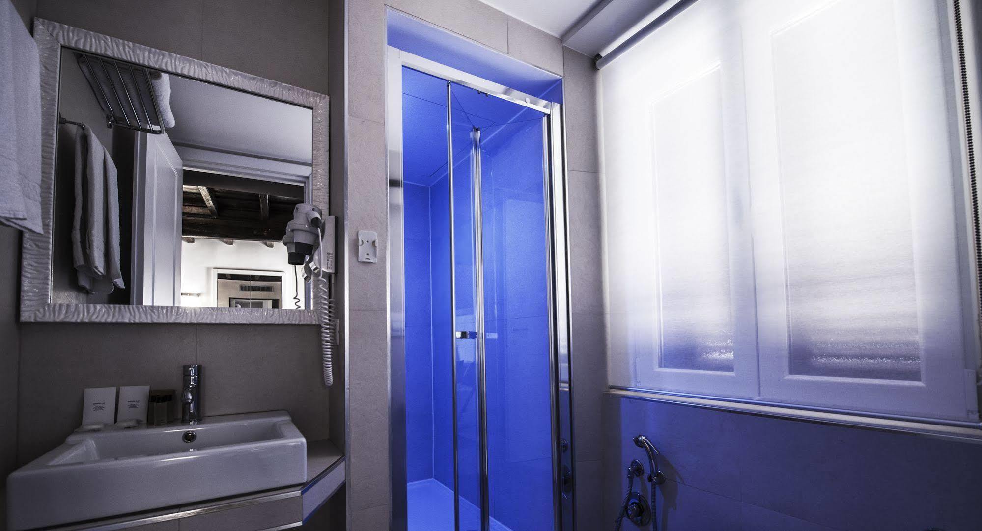 Town House Spagna 2*