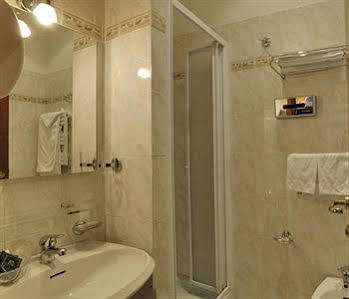 Sonya Hotel 3*
