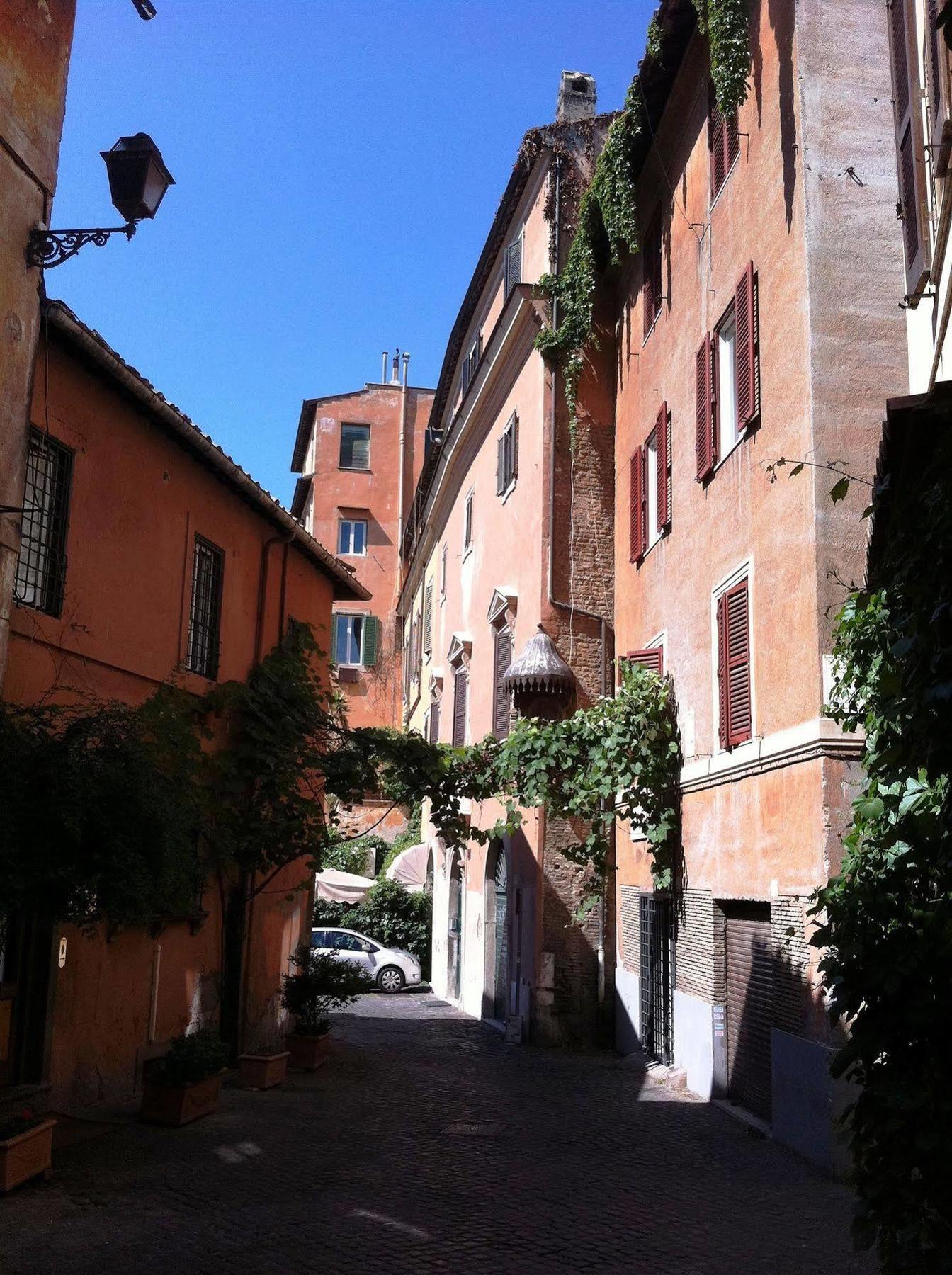 Hotel Domus Tiberina Rome
