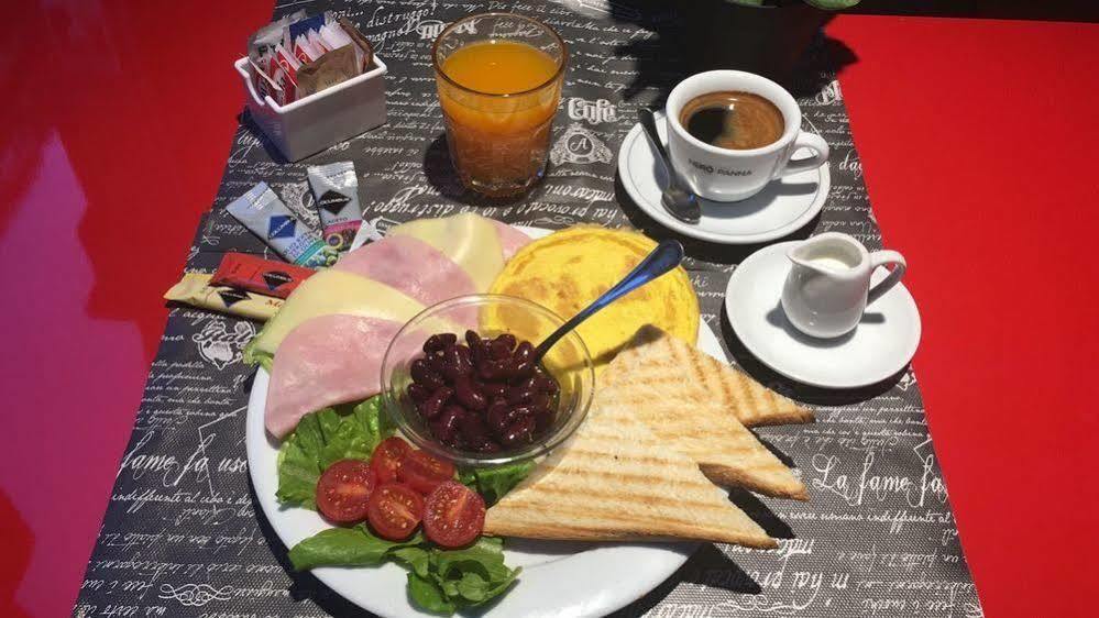 Guest house Residenza Domizia Rome