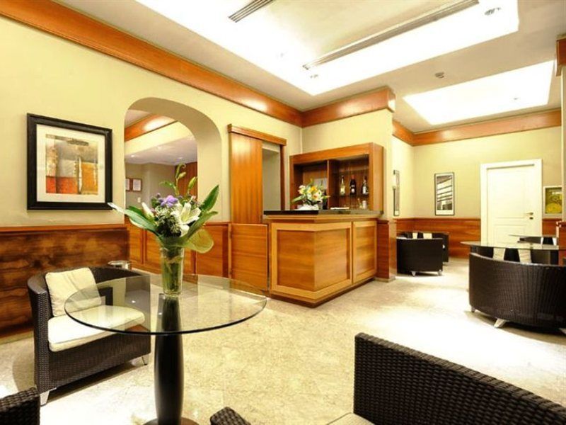Hotel Apogia Lloyd